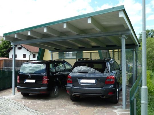 Carport im Winter